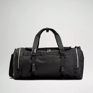 [Lululemon] Wunderlust Dufflebag (40L volume)